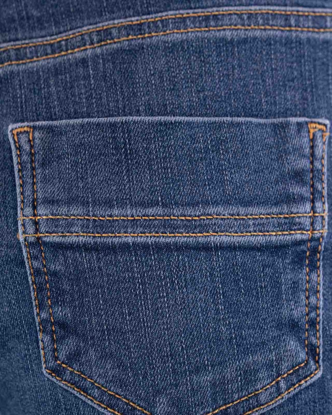 shop ELISABETTA FRANCHI  Jeans: Elisabetta Franchi jeans palazzo in cotone e lycra a vita alta. 
Bottoniera marinara sul bacino.
Composizione articolo: 79% Cotone 15% Lyacell 04% Elastomulieste 02% Elastane
Vestibilità: Slim
Made in Italy.. PJ44D41E2-139 number 2419693